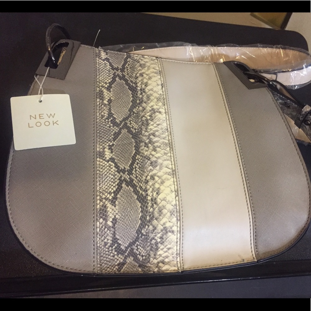 Stylish gray shoulder bag with python print